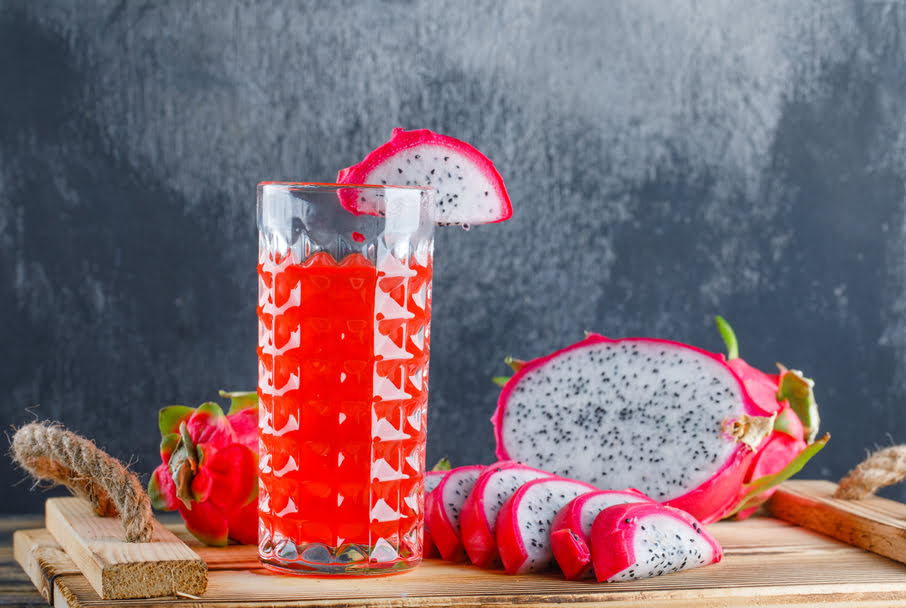 Ejder Meyveli Smoothie Nasıl Yapılır? Ejder Meyveli Smoothie Tarifi